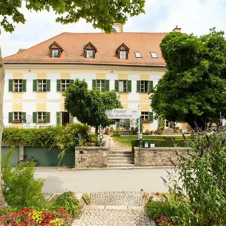 Gasthof Alte Schiffspost Hotel *